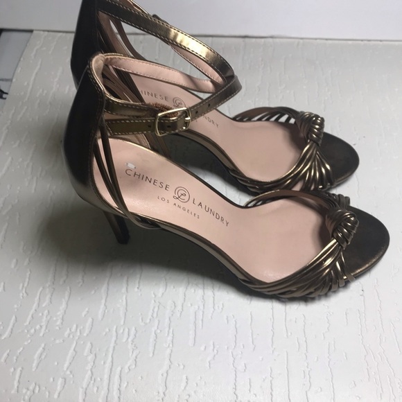 Chinese Laundry copper ankle strap sandals 7 nwot - Picture 3 of 5